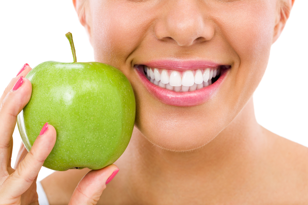 Three Natural Ways to Get Whiter Teeth at Home